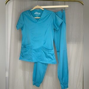 MediChic Scrub Set